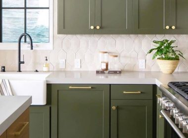 Kitchen color scheme and hardware (floors, countertops etc)